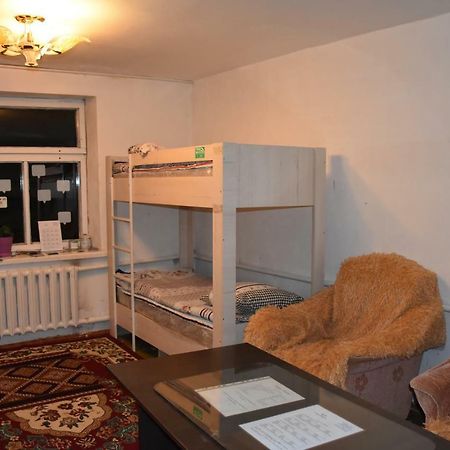 Happy Hostel In Kochkor Екстер'єр фото
