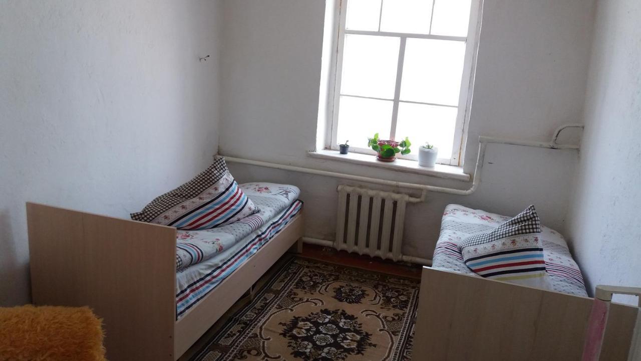 Happy Hostel In Kochkor Екстер'єр фото