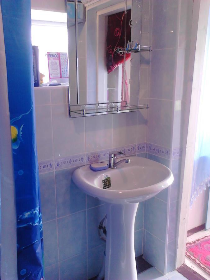 Happy Hostel In Kochkor Екстер'єр фото