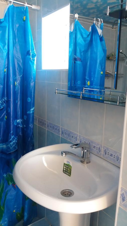 Happy Hostel In Kochkor Екстер'єр фото